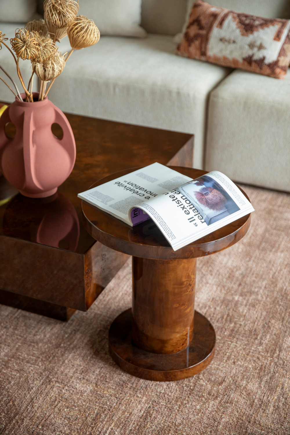 Glossy Wooden Side Table | Dutchbone Quinn | Oroa.com