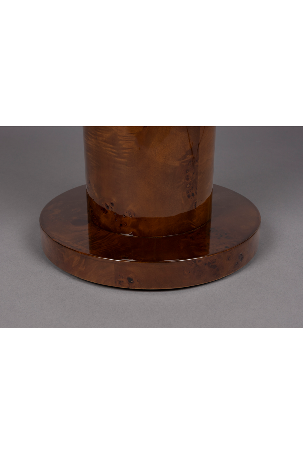 Glossy Wooden Side Table | Dutchbone Quinn | Oroa.com