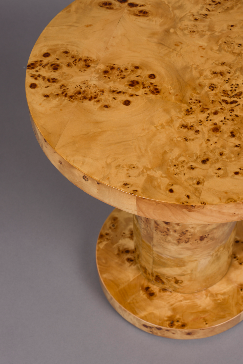 Glossy Wooden Side Table | Dutchbone Quinn | Oroa.com