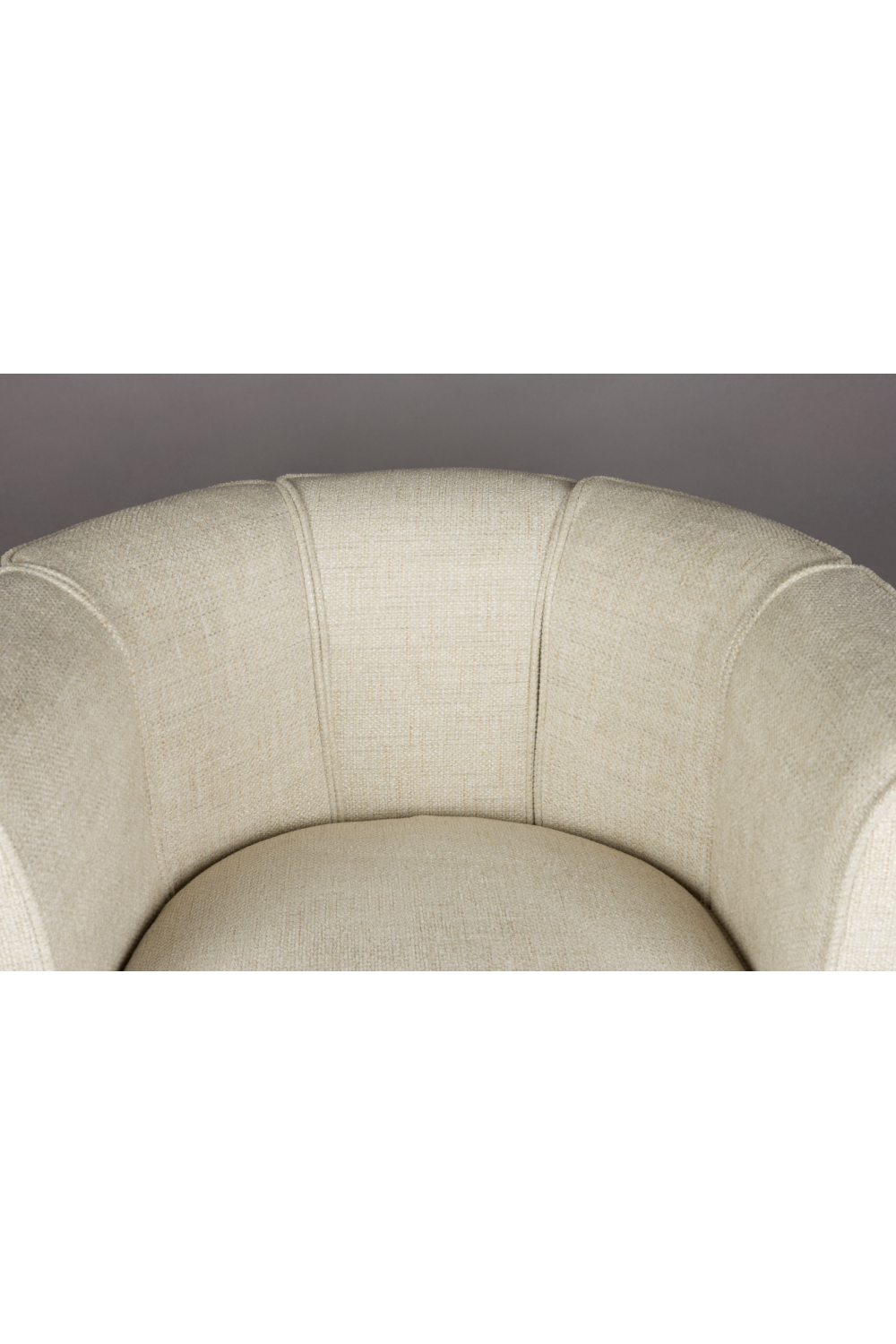 Curved Swivel Lounge Chair | Dutchbone Flower | Oroa.com