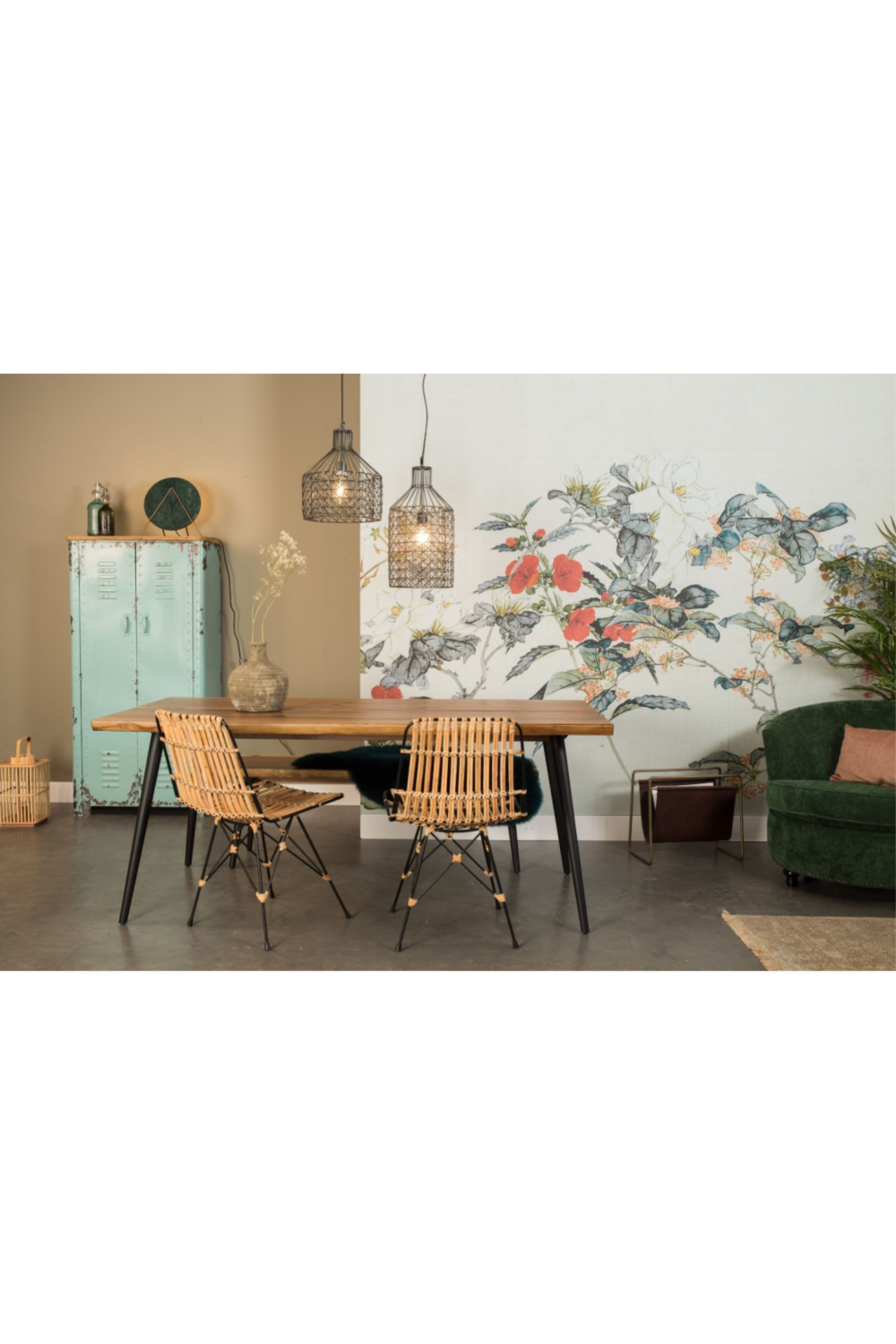 Walnut Veneer Dining Table | Dutchbone Alagon | Oroa.com