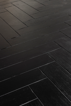 Wooden Herringbone Dining Table | Dutchbone Class | OROA.com