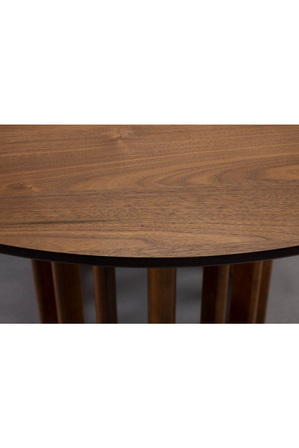 Round Oak Modern Dining Table | Dutchbone Barlet | OROA.com
