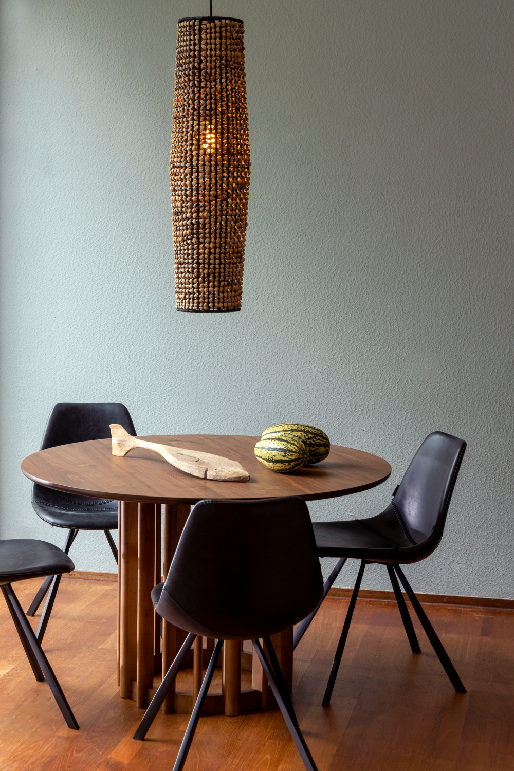 Round Oak Modern Dining Table | Dutchbone Barlet | OROA.com