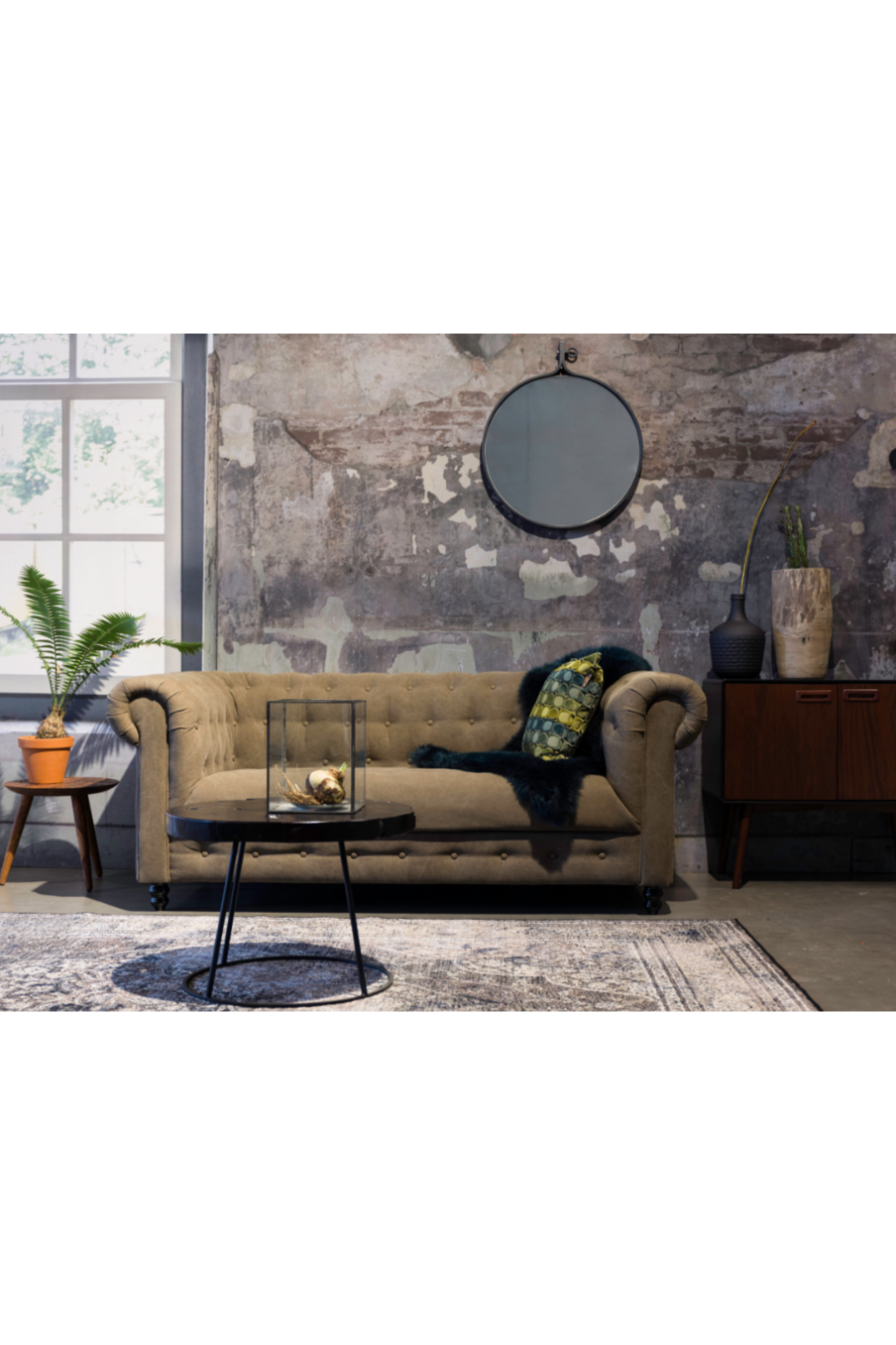 Black Teak Side Table | Dutchbone Kraton | OROA.com