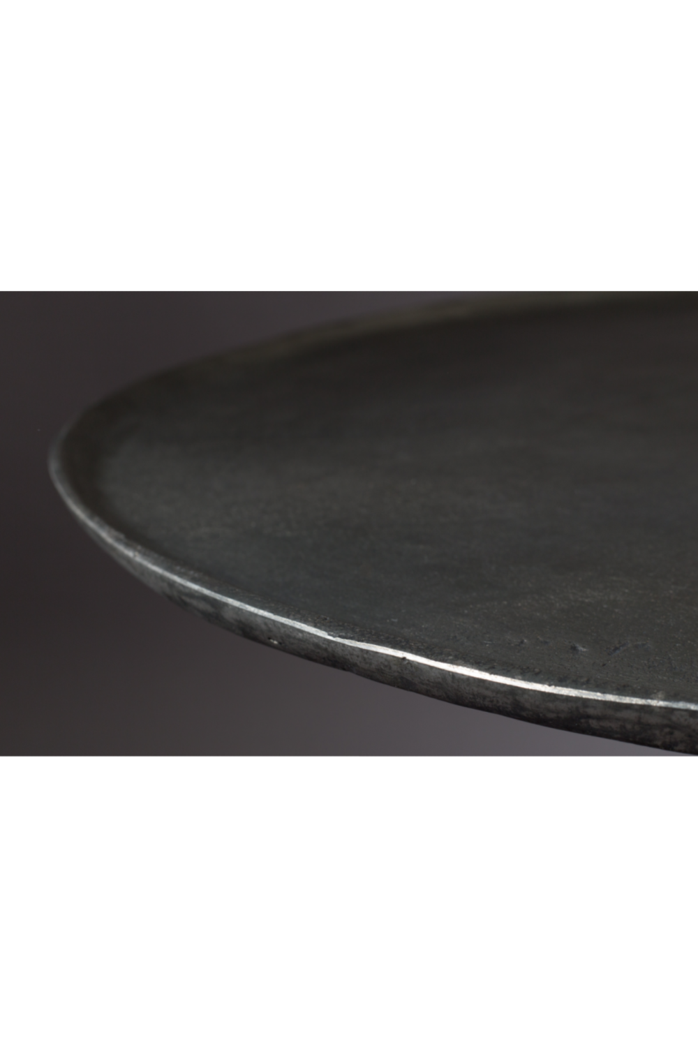 Round Pedestal End Table | Dutchbone Brute | Oroa.com