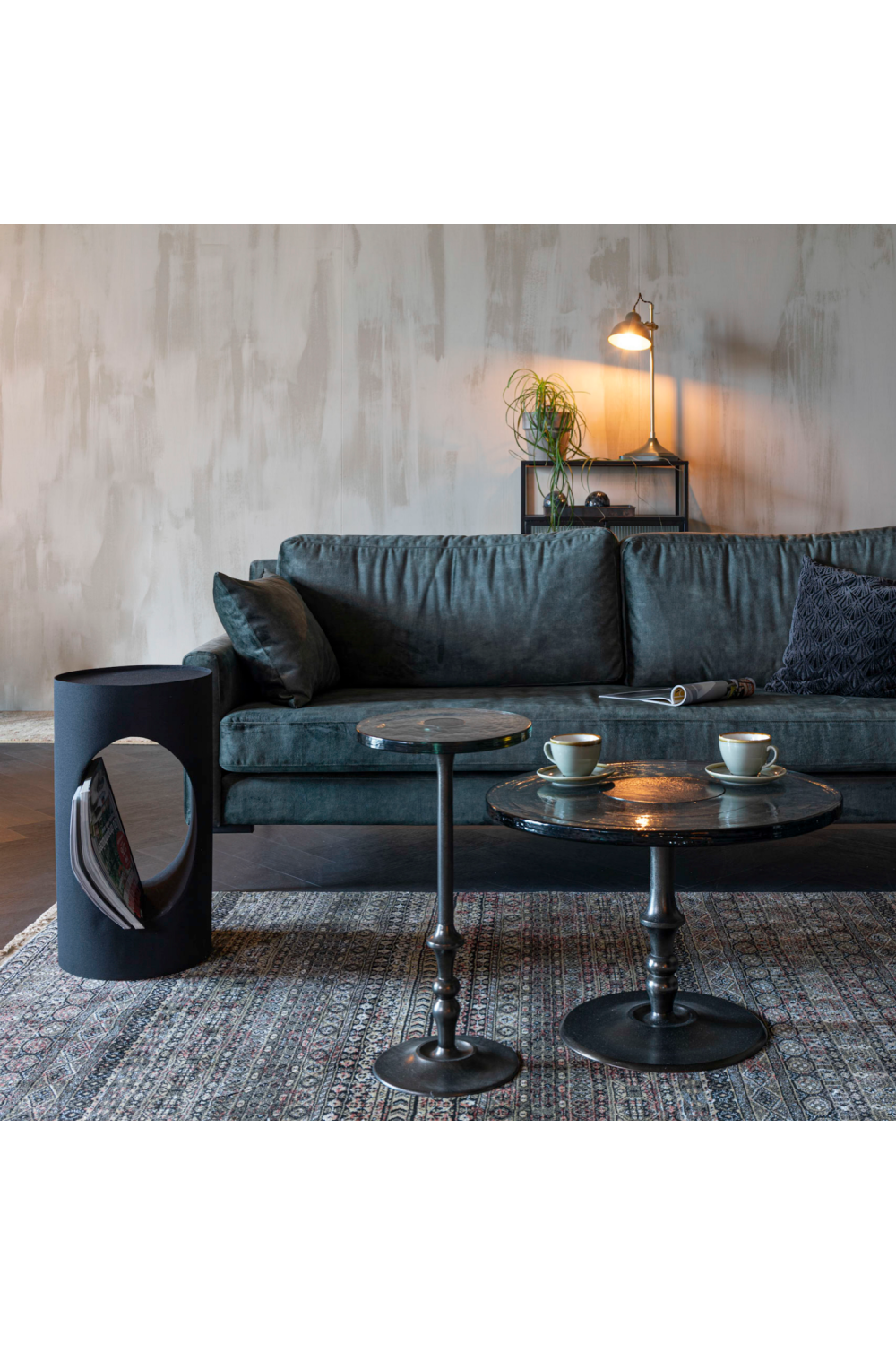 Modern Cylinder Side Table | Dutchbone Sai | OROA.com