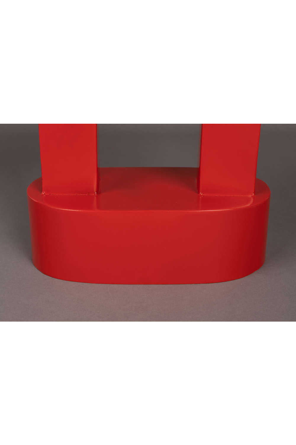 Iron Side Table | Dutchbone Magenta | OROA.com