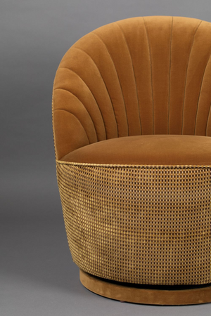 Brown Scallop Accent Chair | Dutchbone Madison | OROA.com
