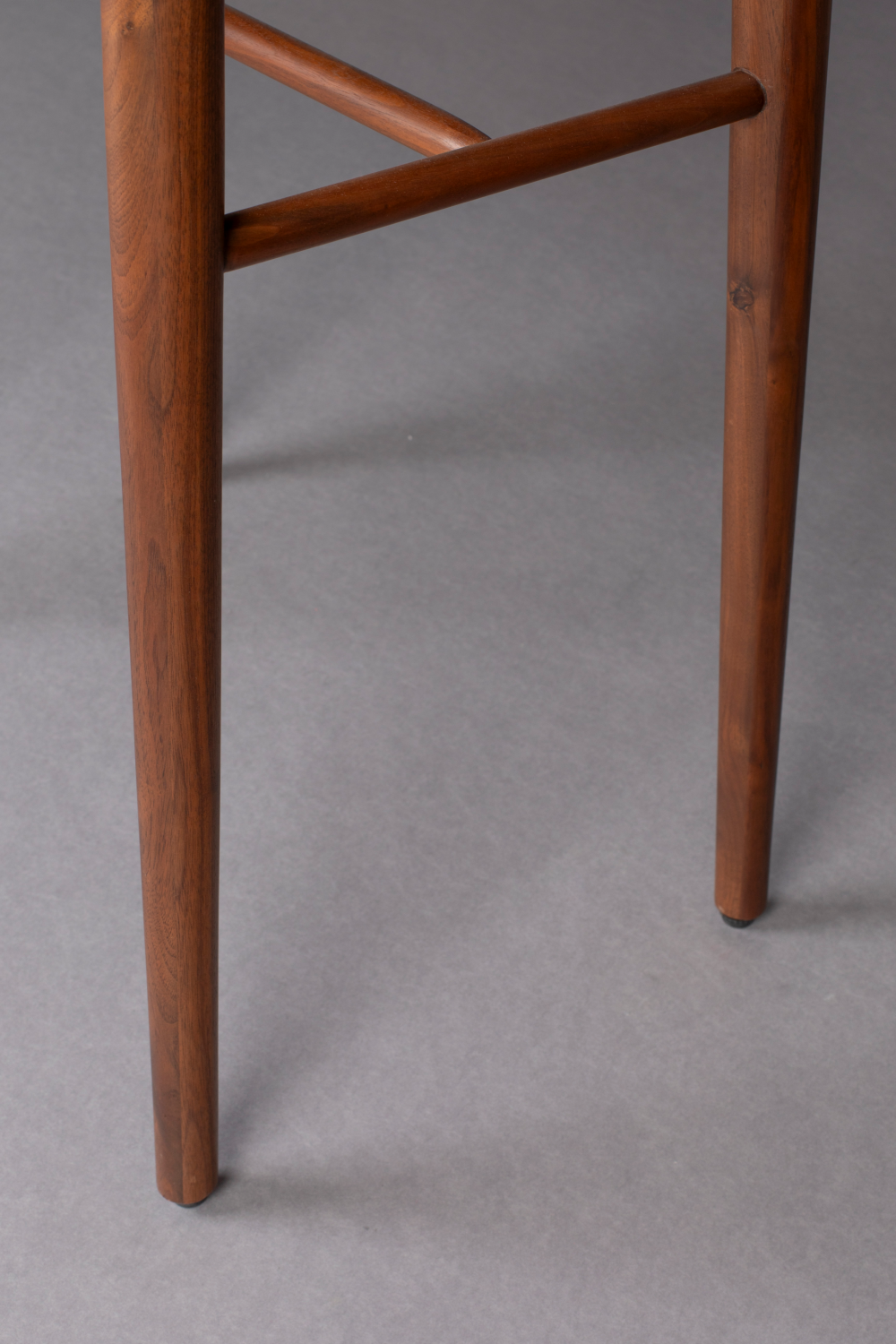 Walnut Veneer Cabinet | Dutchbone Morrison | OROA.com