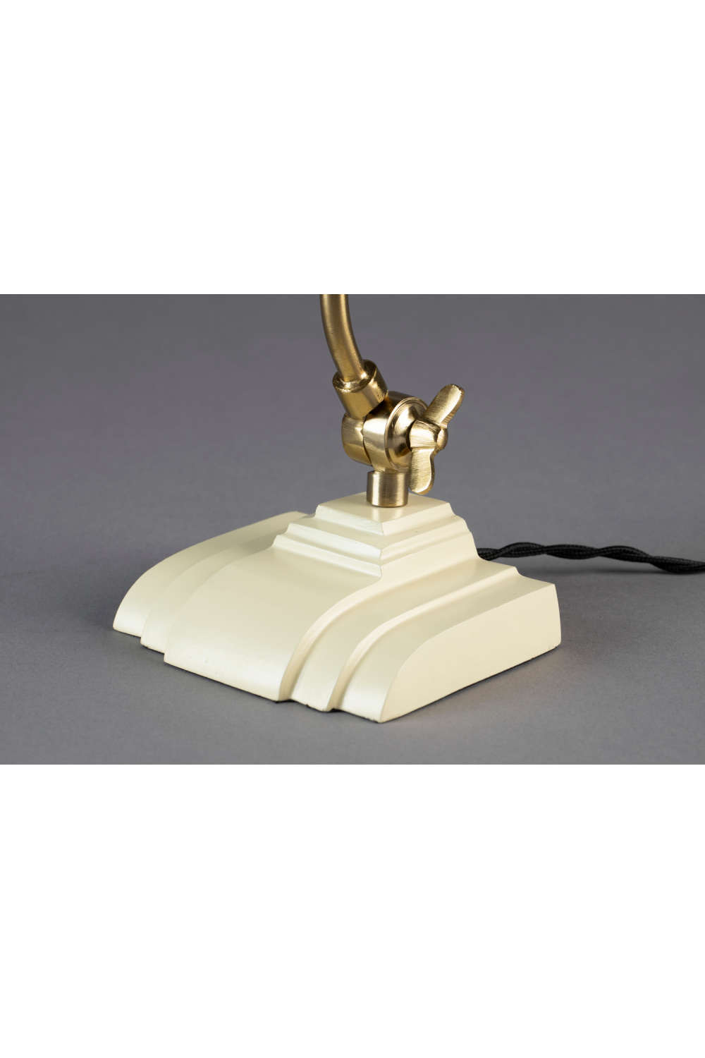 Ivory Colored Desk Lamp | Dutchbone Gaia | OROA.com
