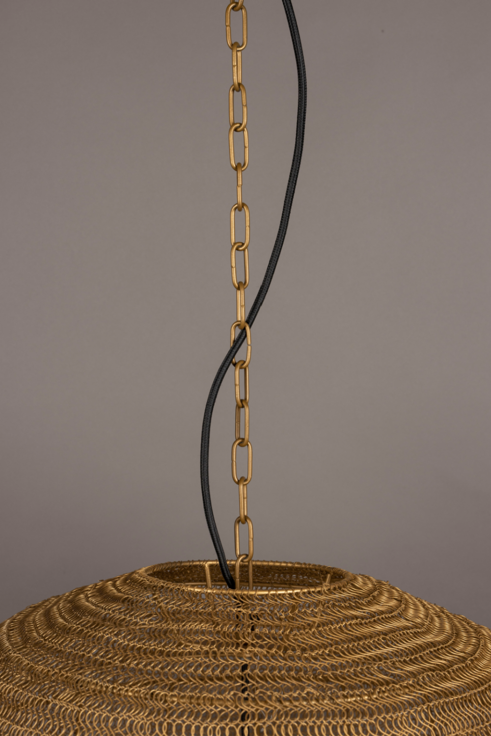 Round Gold Pendant Lamp | Dutchbone Meezan | OROA.com