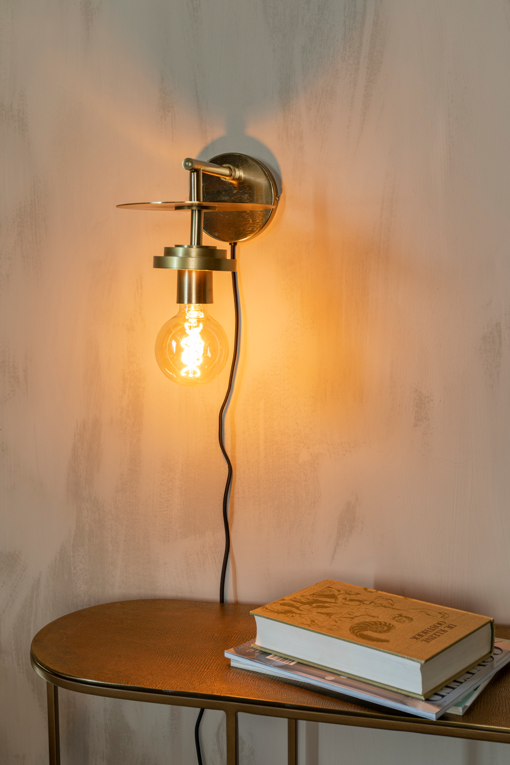Bronze Classic Wall Lamp | Dutchbone Aden | OROA.com