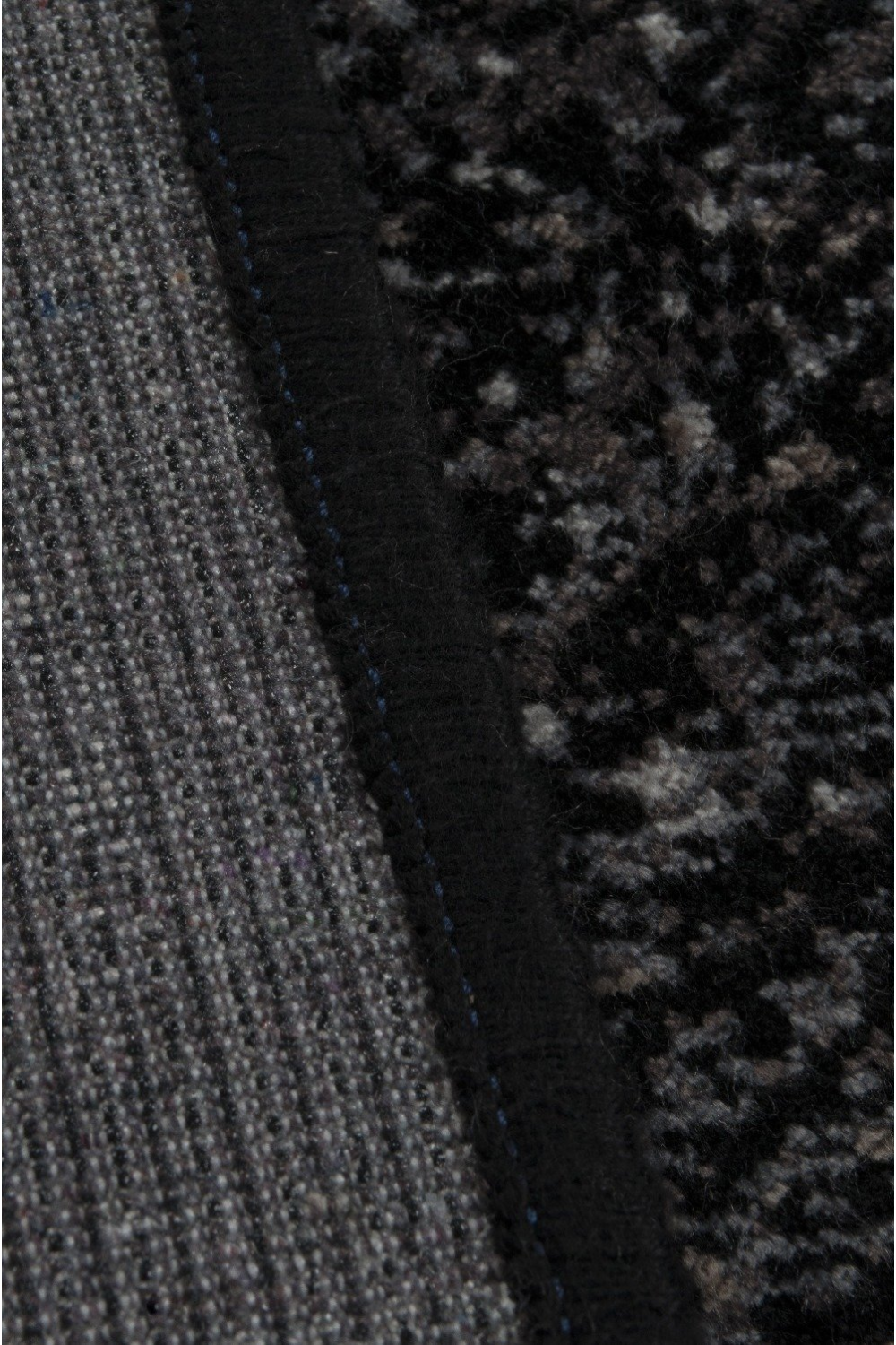 Dark Area Rug 5'5" x 8' | Dutchbone Rugged | DutchFurniture.com