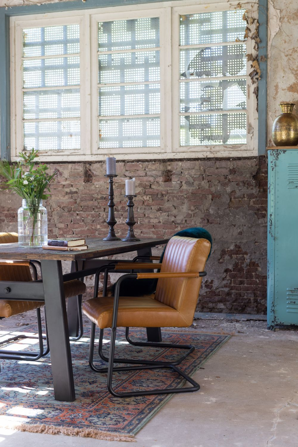 Vintage Style Viscose Carpet 5'7" x 8' | Dutchbone Bid | Oroa.com