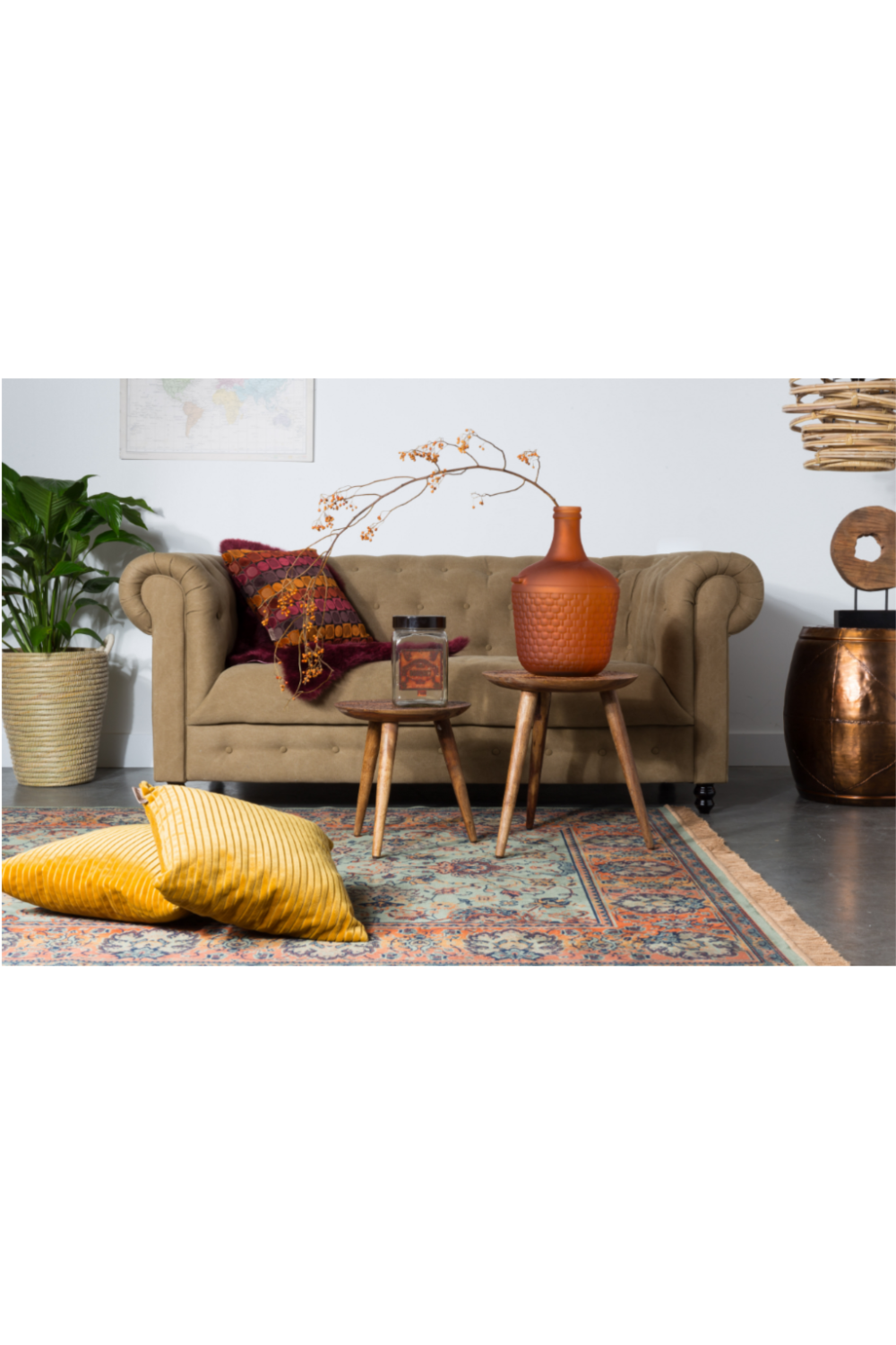 Vintage Style Viscose Carpet 5'7" x 8' | Dutchbone Bid | Oroa.com