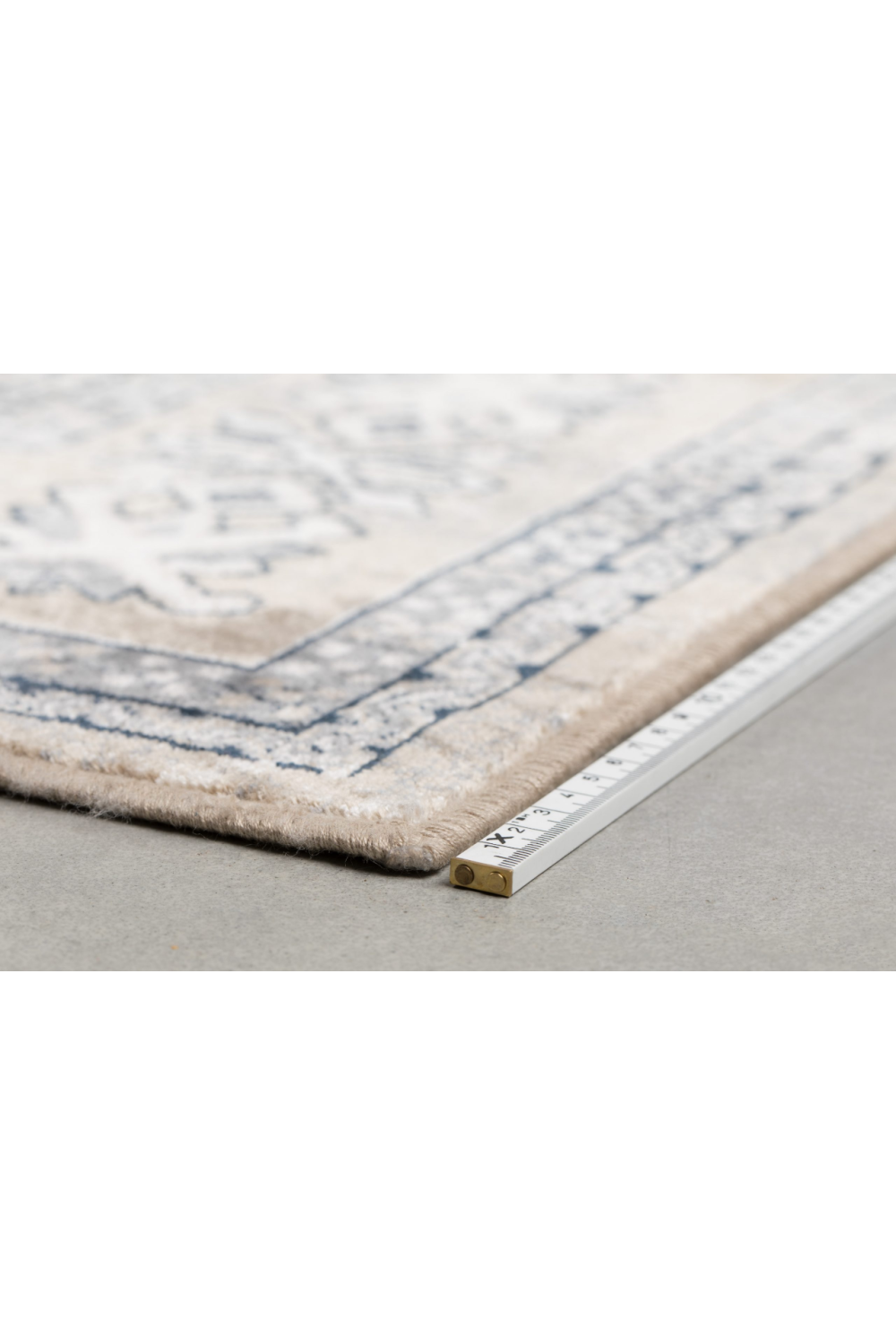 Gray Herati Carpet | Dutchbone Mahal | OROA.com