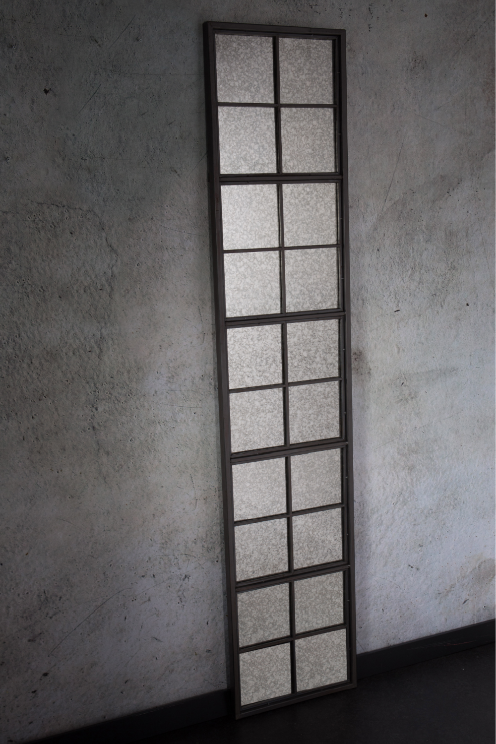 Vintage Full Length Floor Mirror | Dutchbone Window | Oroatrade.com