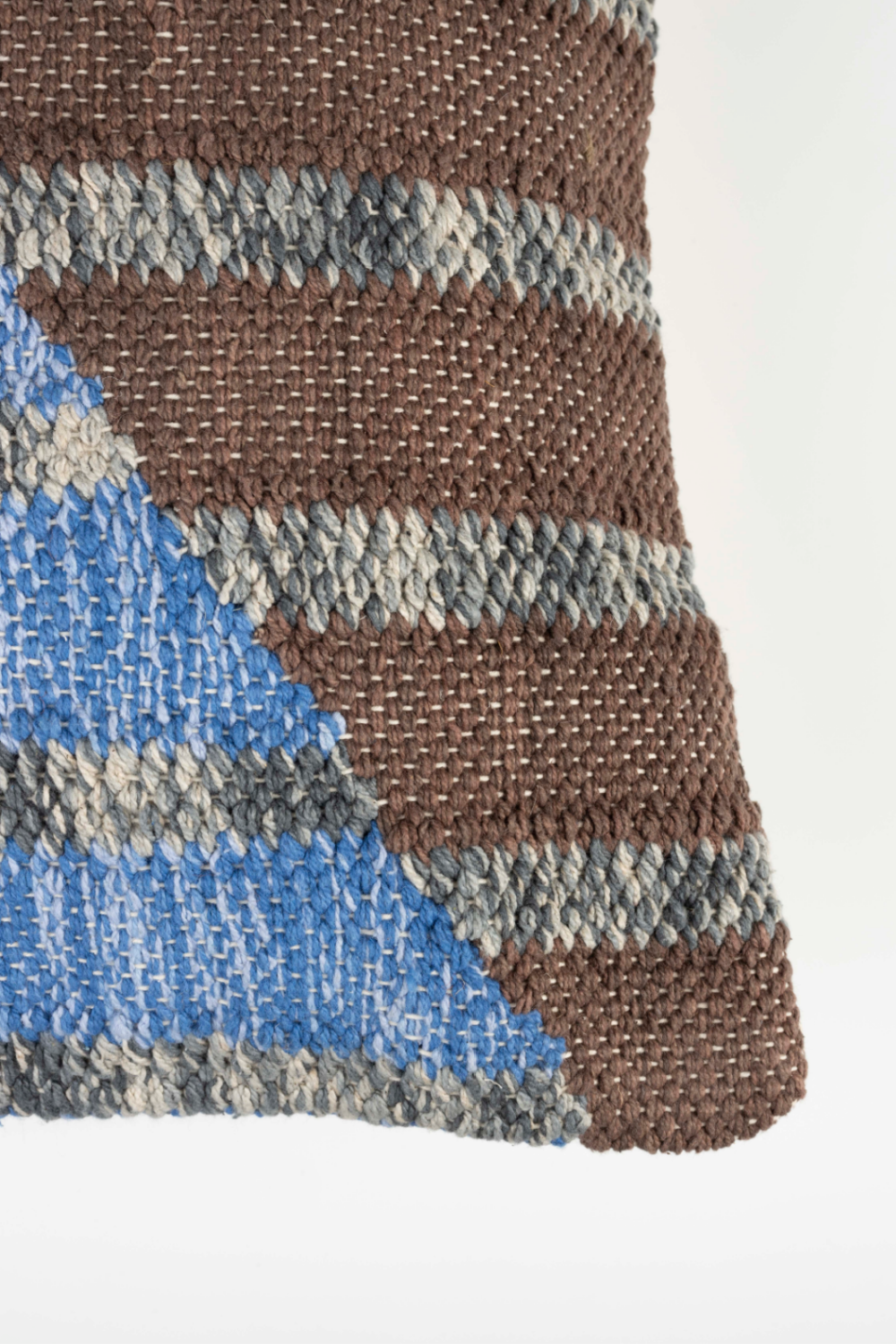 Geometric Patterns Cotton Pillows (2) | Dutchbone Hampton | OROA.com