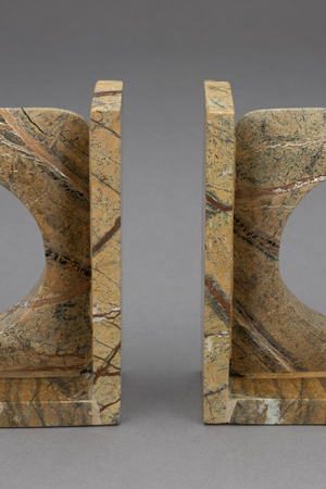Brown Marble Book Ends (2) | Dutchbone Satpura | OROA.com