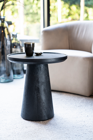 Black Mango Wood Coffee Table | Eleonora Ron | OROA.com