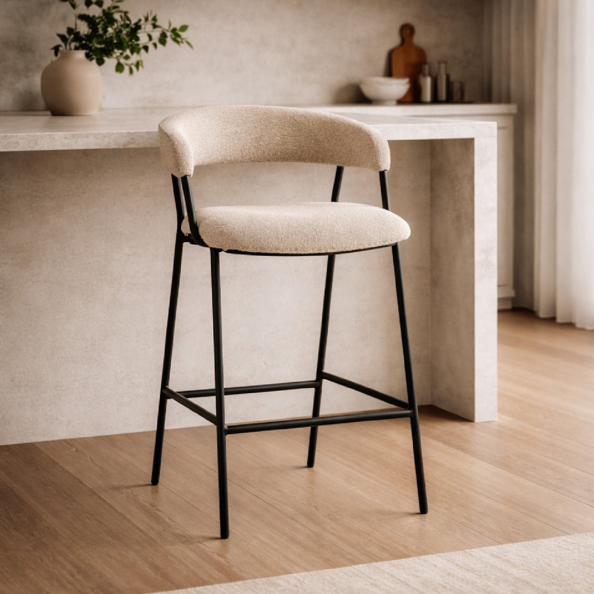  Upholstered Modern Bar Chair | Oroa.com