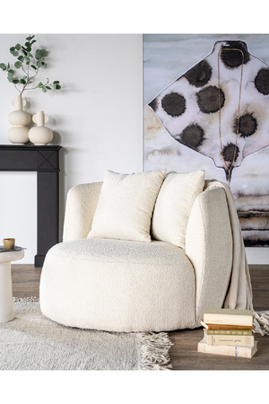 Upholstered Modern Lounge Chair | Eleonora Louis | OROA.com