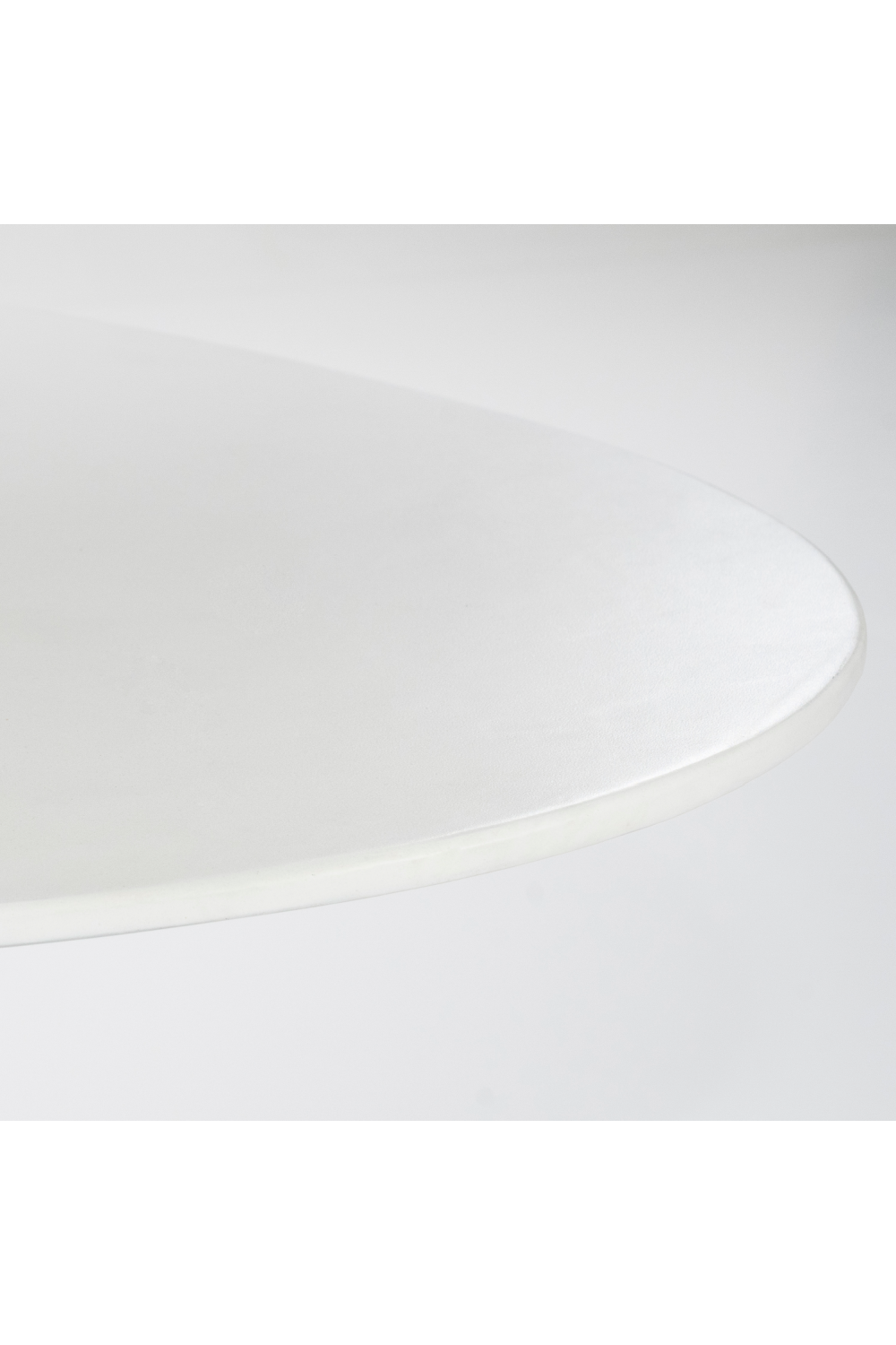 White Oval Glass Dining Table | Eleonora Elin | OROA.com