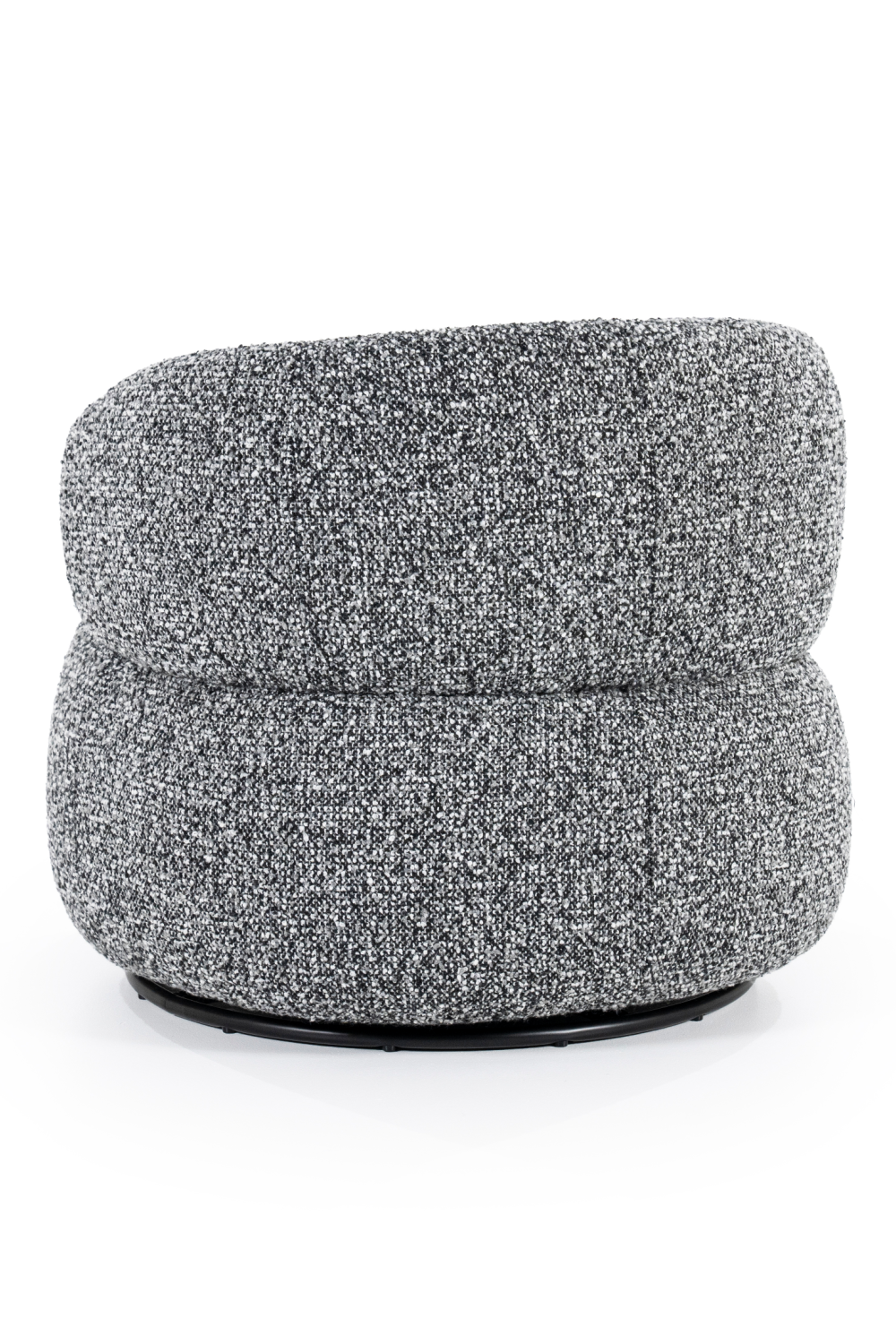 Modern Curved Lounge Chair | Eleonora Maeve | OROA.com