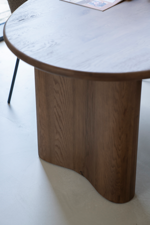 Varnished Oak Organic Dining Table | Eleonora Josh | OROA.com