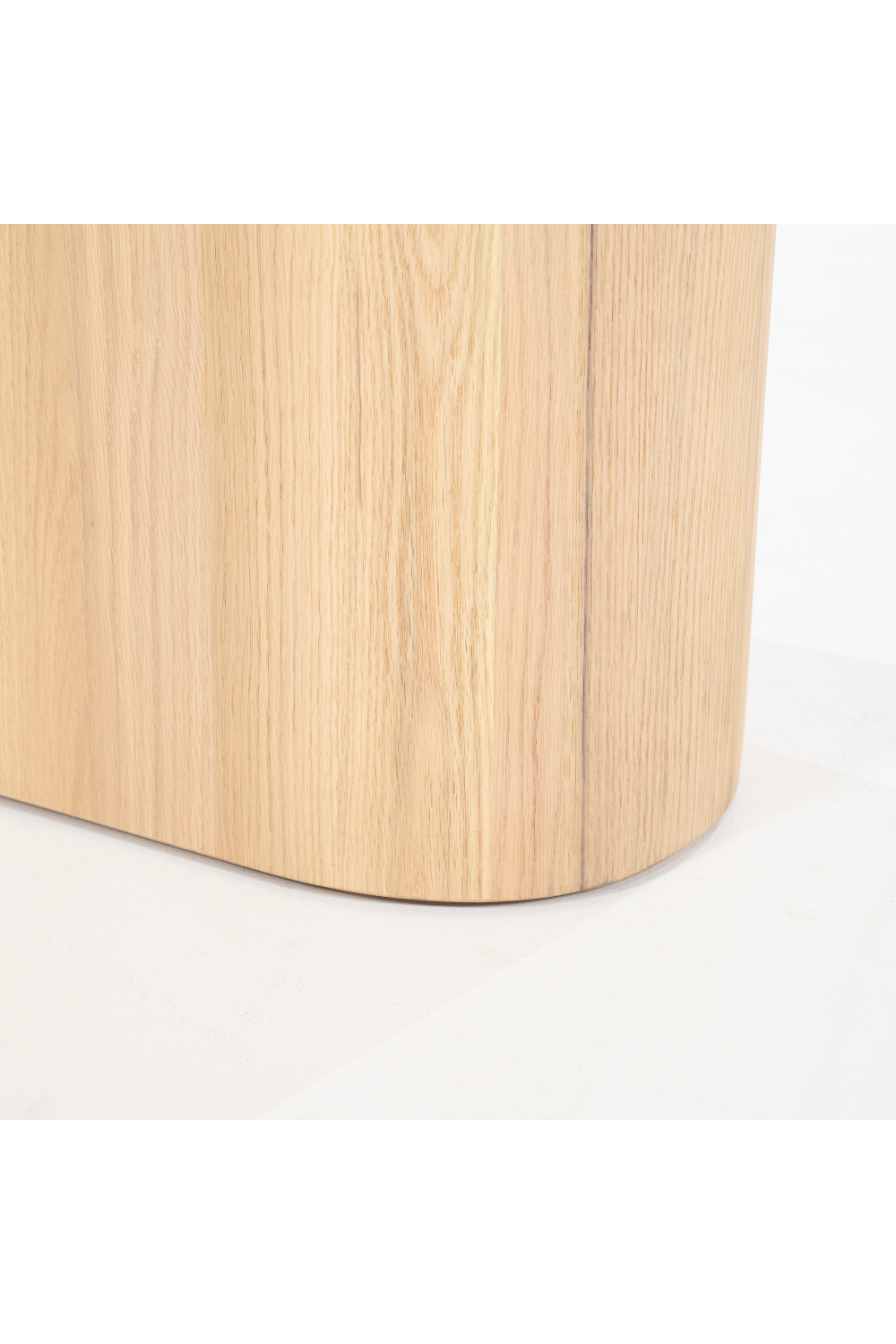 Central-Based Oak Console Table | Eleonora Leon | OROA.com