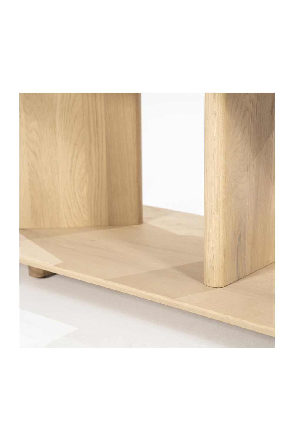 Lacquered Oak TV Cabinet | Eleonora Ty | OROA.com