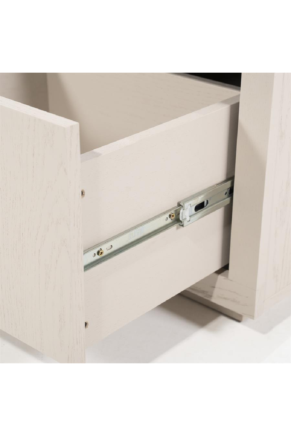 Taupe Oak 3-Door Cabinet | Eleonora Helsinki | OROA.com