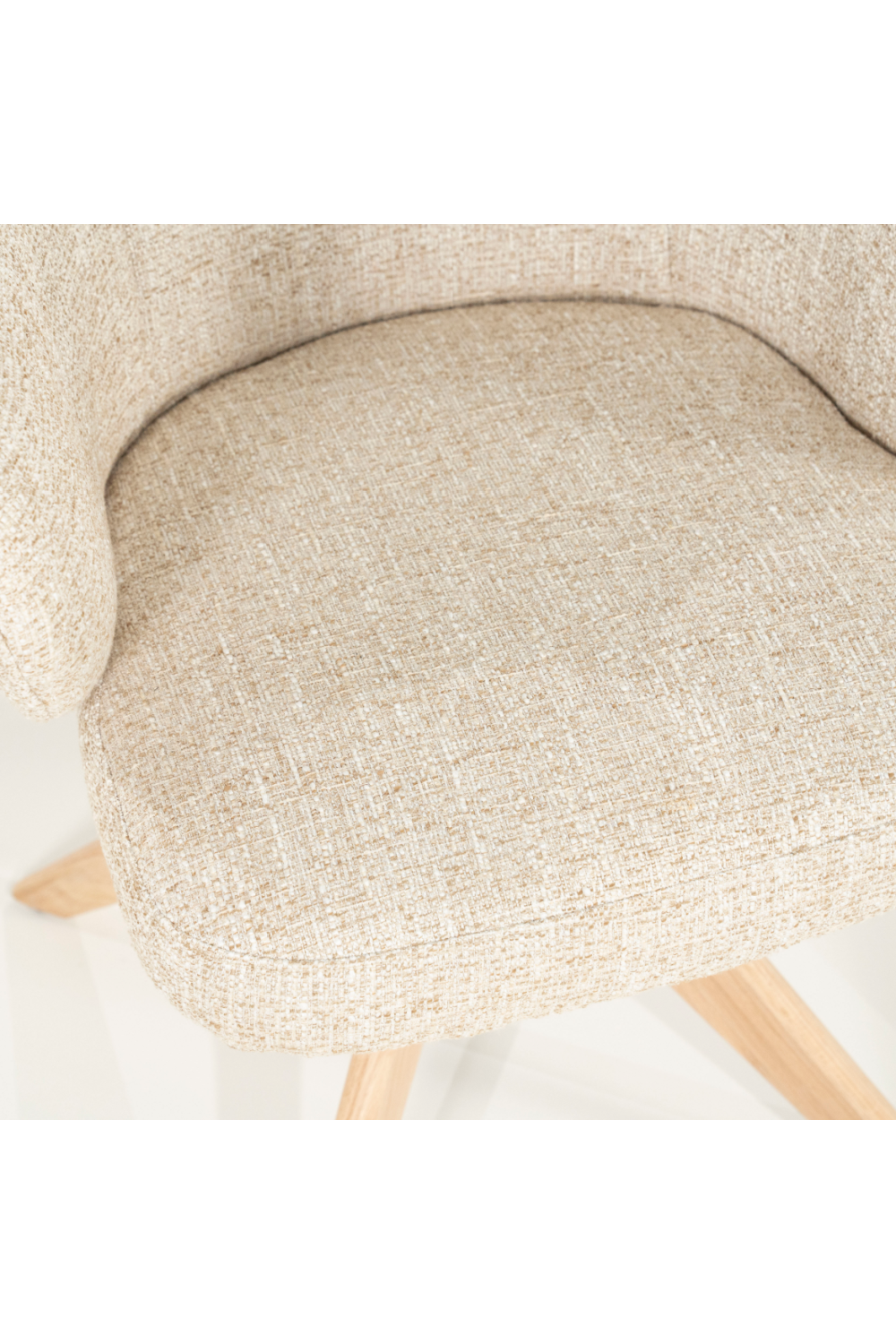 Oak Base Swivel Armchair | Eleonora Connor | OROA.com