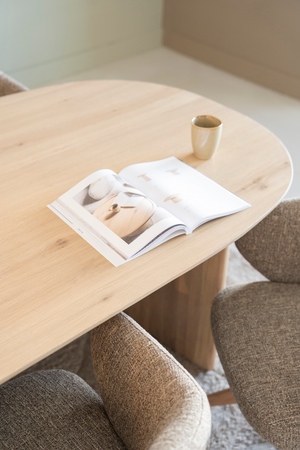 Oak Scandinavian Dining Table L | Eleonora Dex | OROA.com