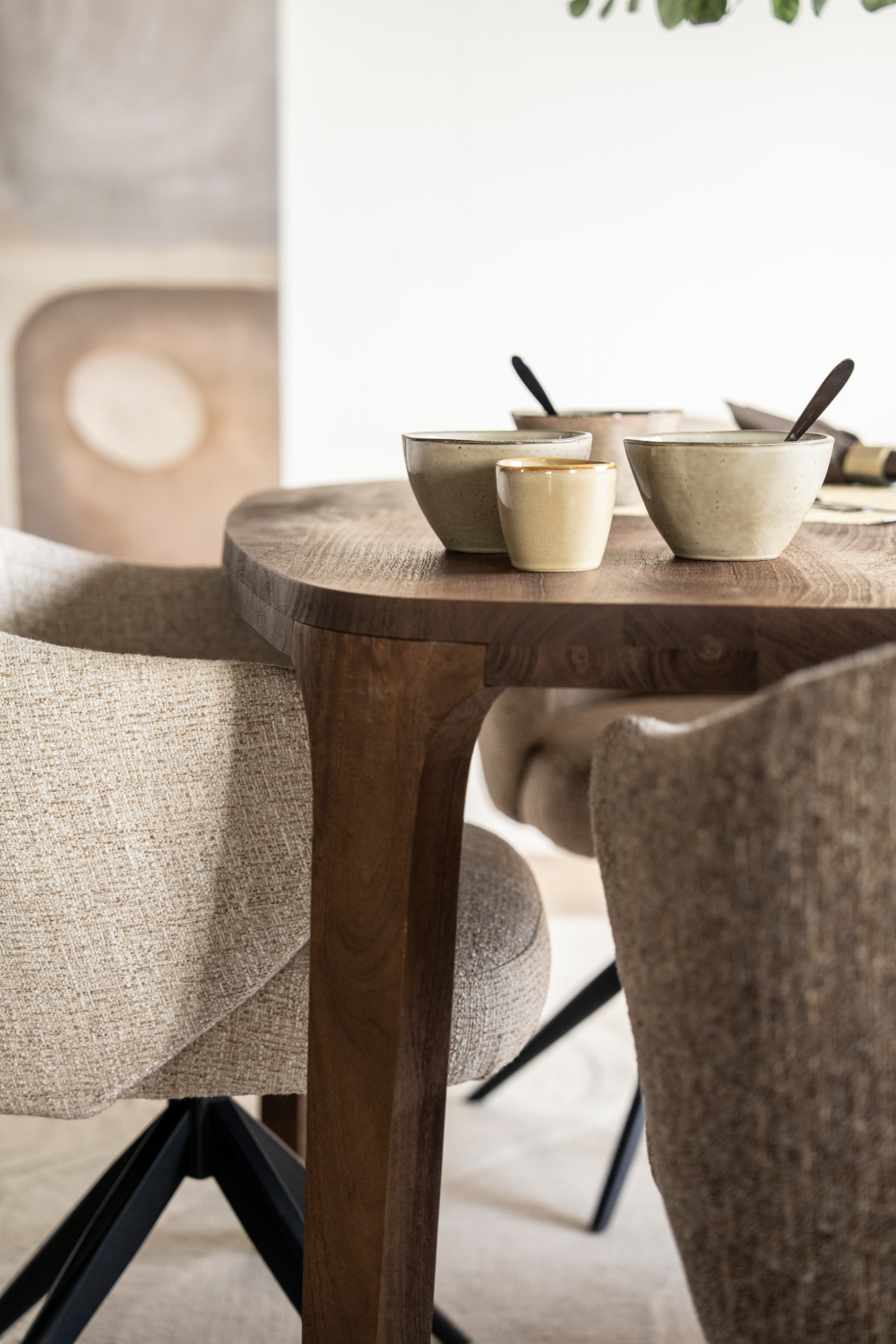 Brushed Mango Wood Dining Table | Eleonora Taylor | OROA.com