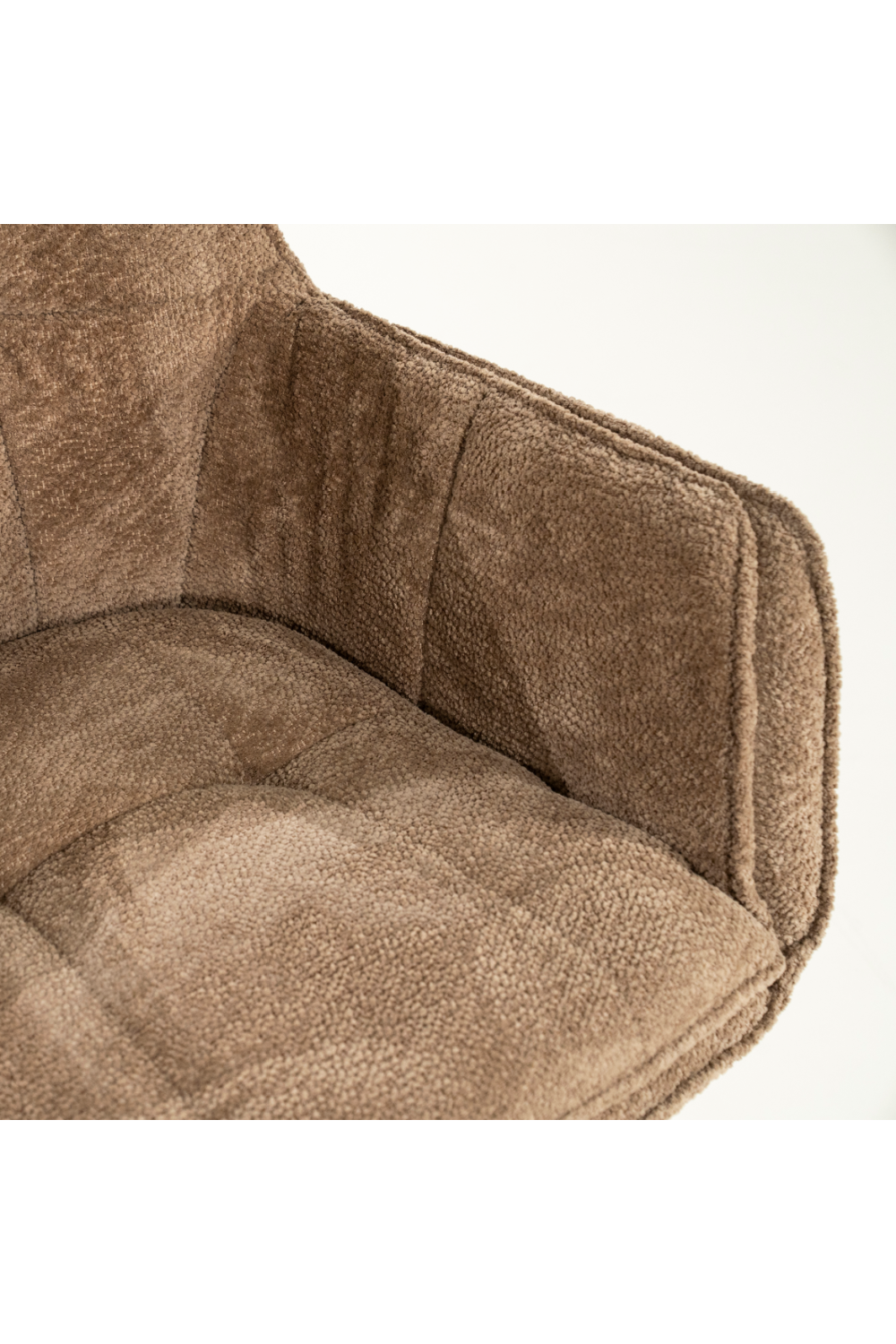 Square Tufted Side Chair | Eleonora Hugo | Oroa.com