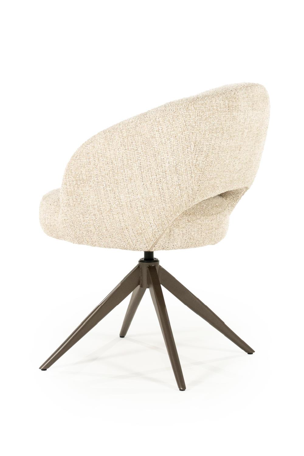 Cut-Out Swivel Chair | Eleonora Alissa | Oroa.com