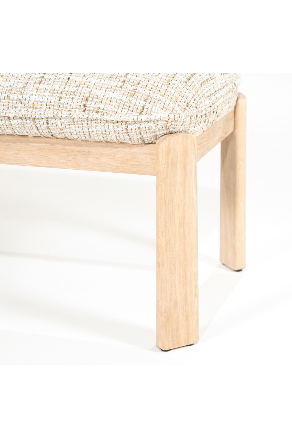 Cushioned Oak Bench | Eleonora Lottie | Oroa.com