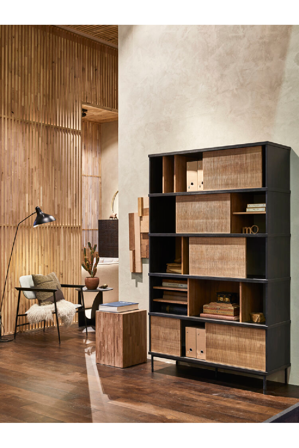 Natural Teak Book Rack | Ethnicraft Oscar | Oroa.com