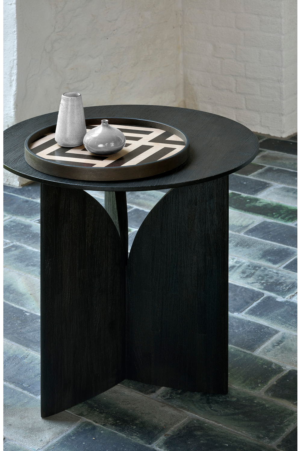 Black Teak Side Table | Ethnicraft Fin