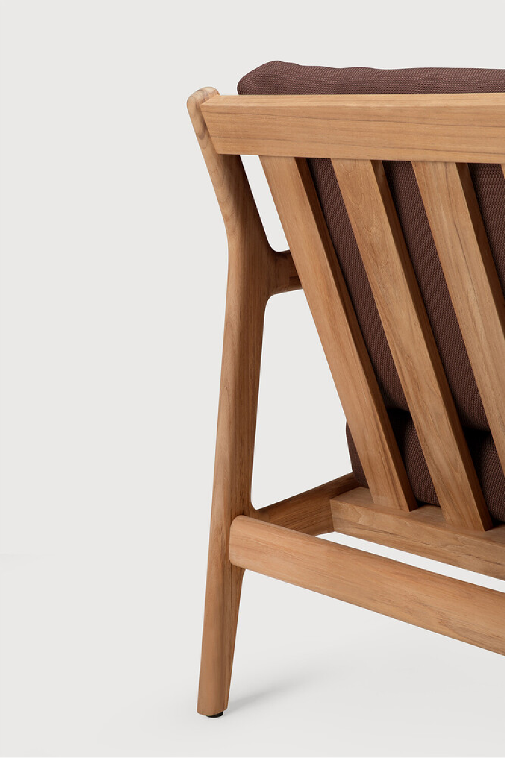 Teak Framed Outdoor Lounge Chair | Ethnicraft Jack | Oroa.com