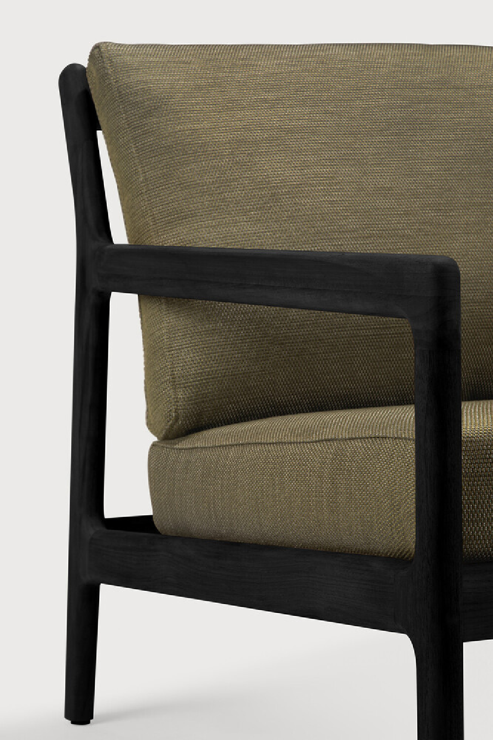 Black Teak Outdoor Lounge Chair | Ethnicraft Jack | Oroa.com