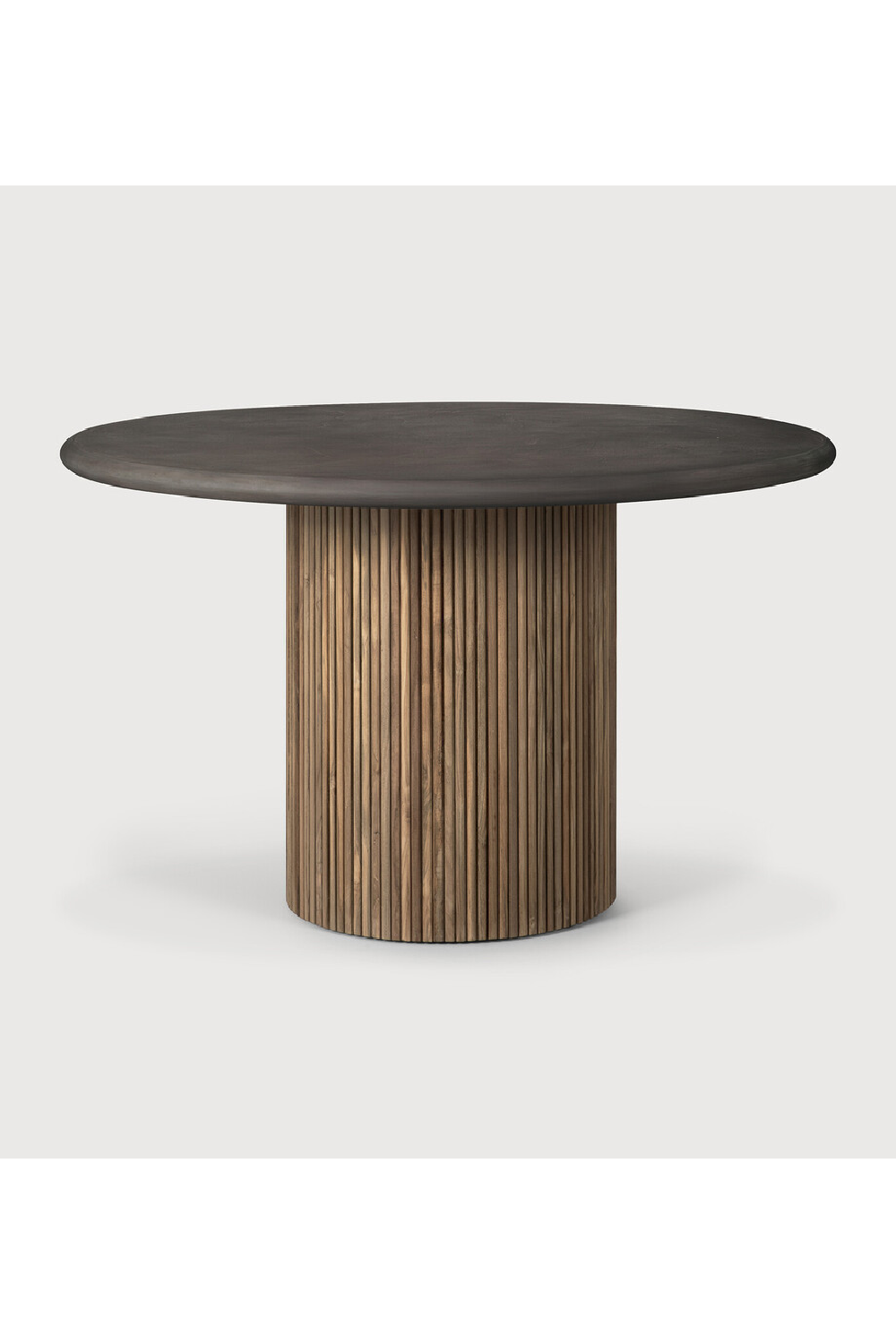 Gray Concrete Outdoor Dining Table | Ethnicraft Roller Max | Oroa.com