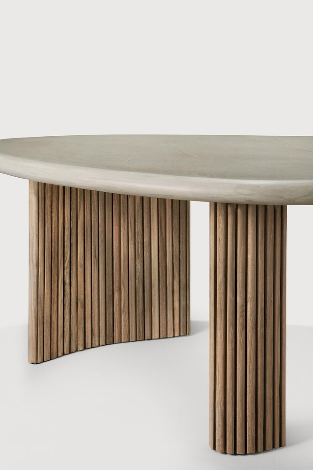 Teak Base Outdoor Coffee Table | Ethnicraft Boomerang | Oroa.com