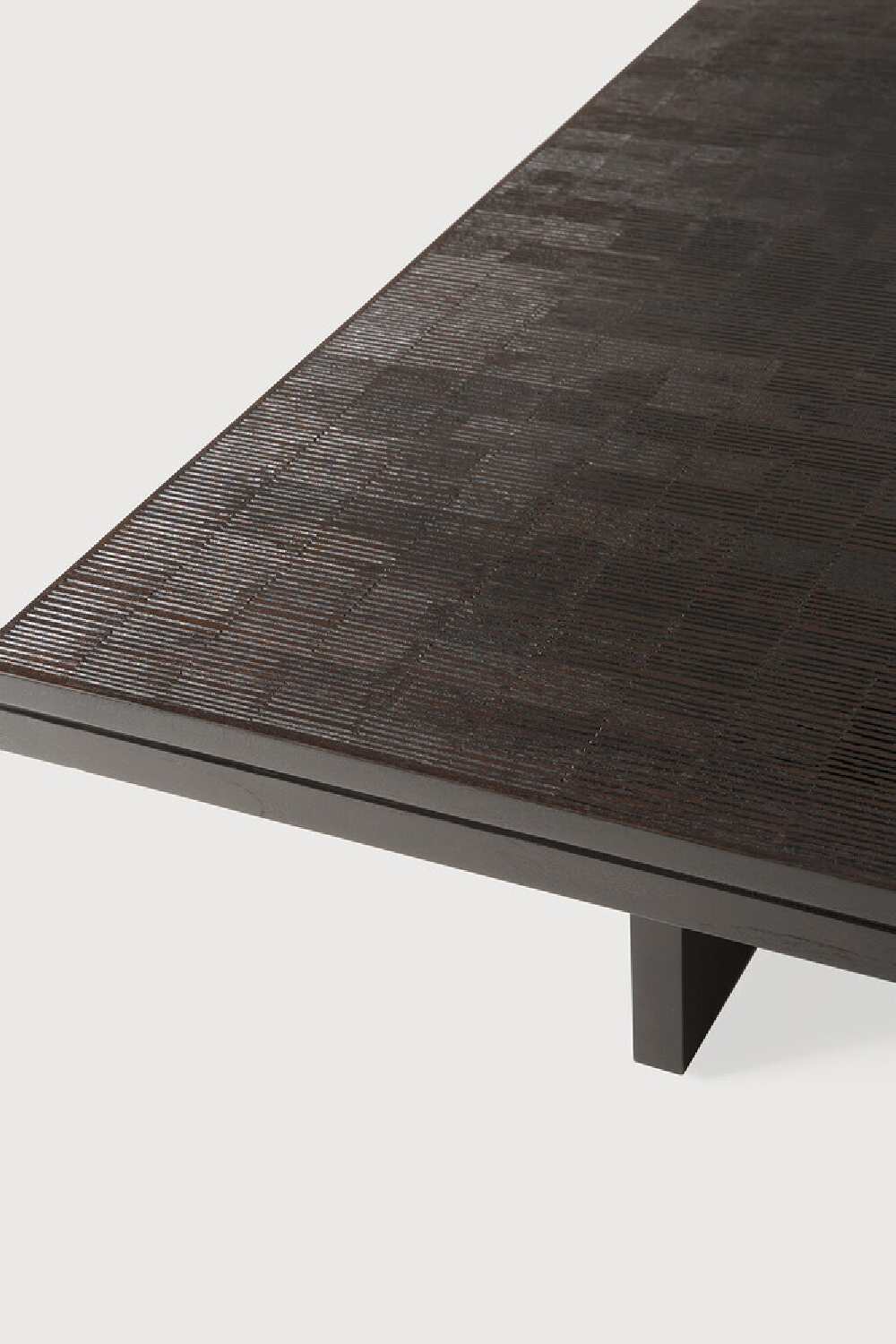 Wooden Coffee Table | Ethnicraft Grooves | Oroa.com