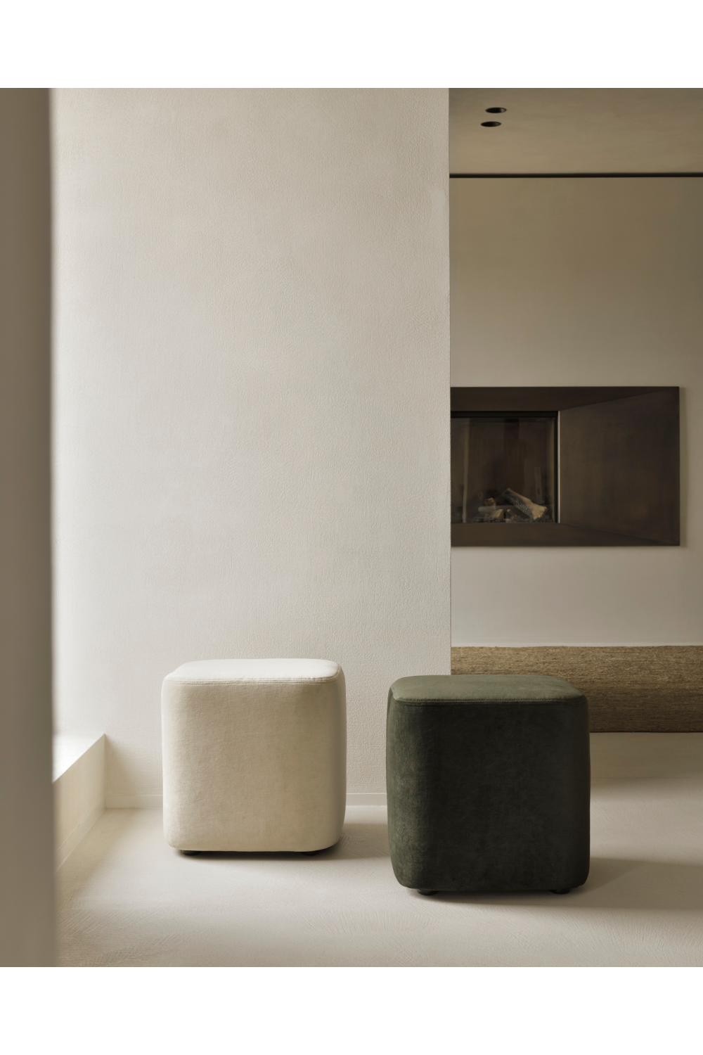 Velvet Minimalist Pouf | Ethnicraft Cube | Oroa.com