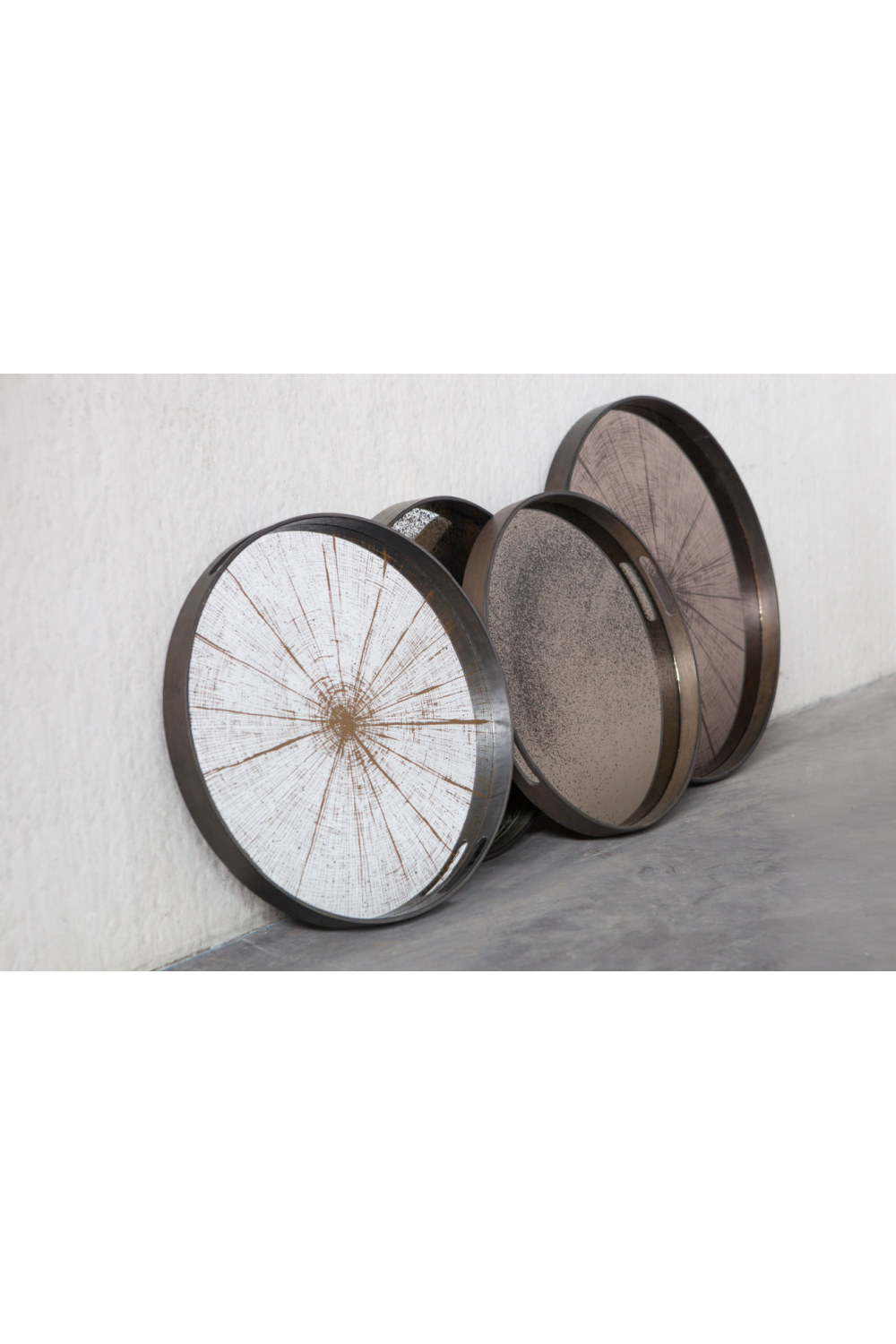 Mirror Round Tray | Ethnicraft Slice | Oroa.com