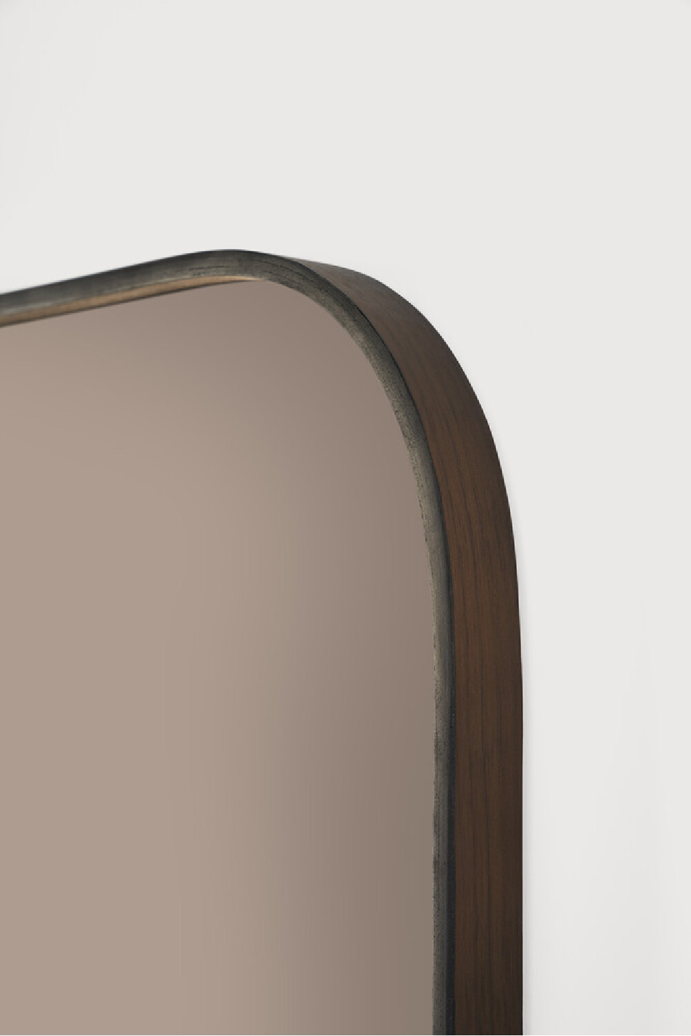 Walnut Framed Wall Mirror | Ethnicraft Camber | Oroa.com