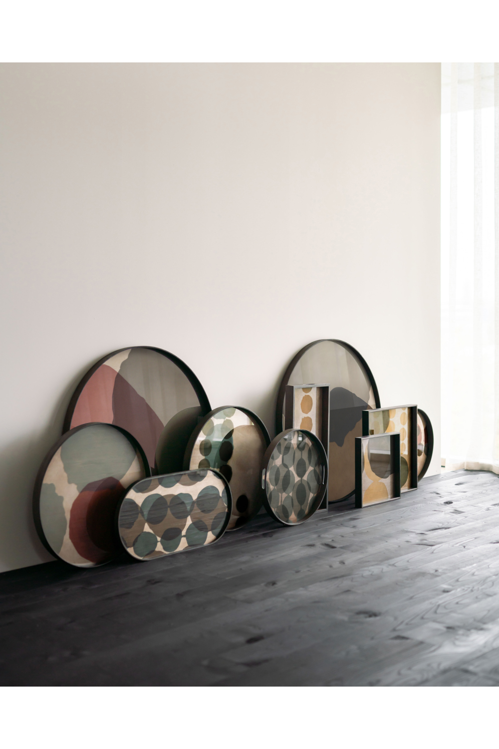 Printed Glass Round Tray | Ethnicraft Dots | Oroa.com